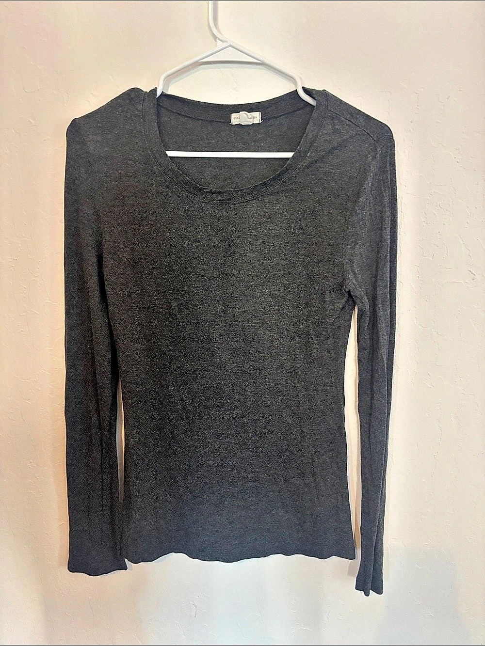 Long Sleeve Scoop Neck Gray